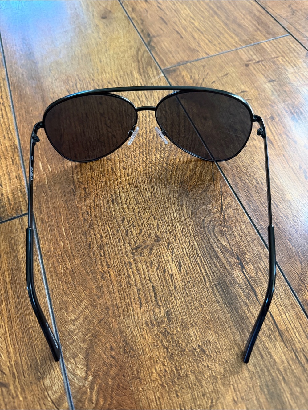Quay Australia Black Aviator Sunglasses - Picture 2 of 5